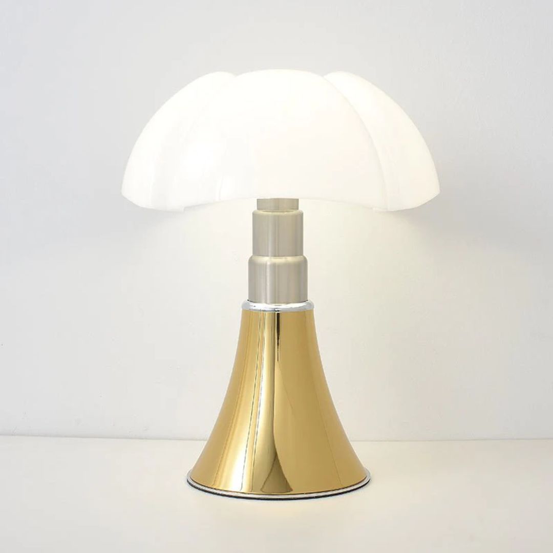 Arelle Flower Table Lamp