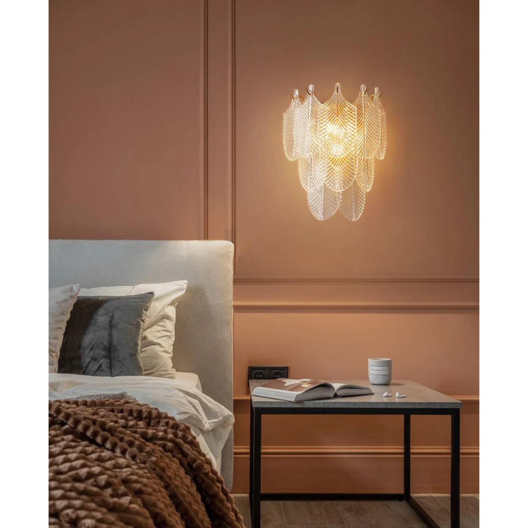 Amali Wall Lamp