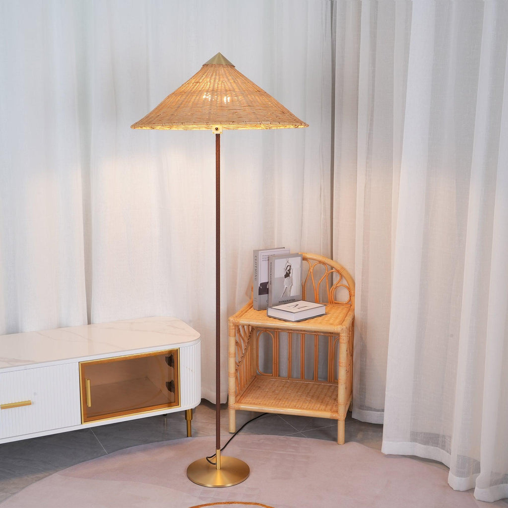 Amora Floor Lamp