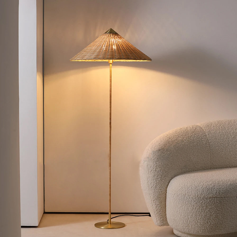 Amora Floor Lamp