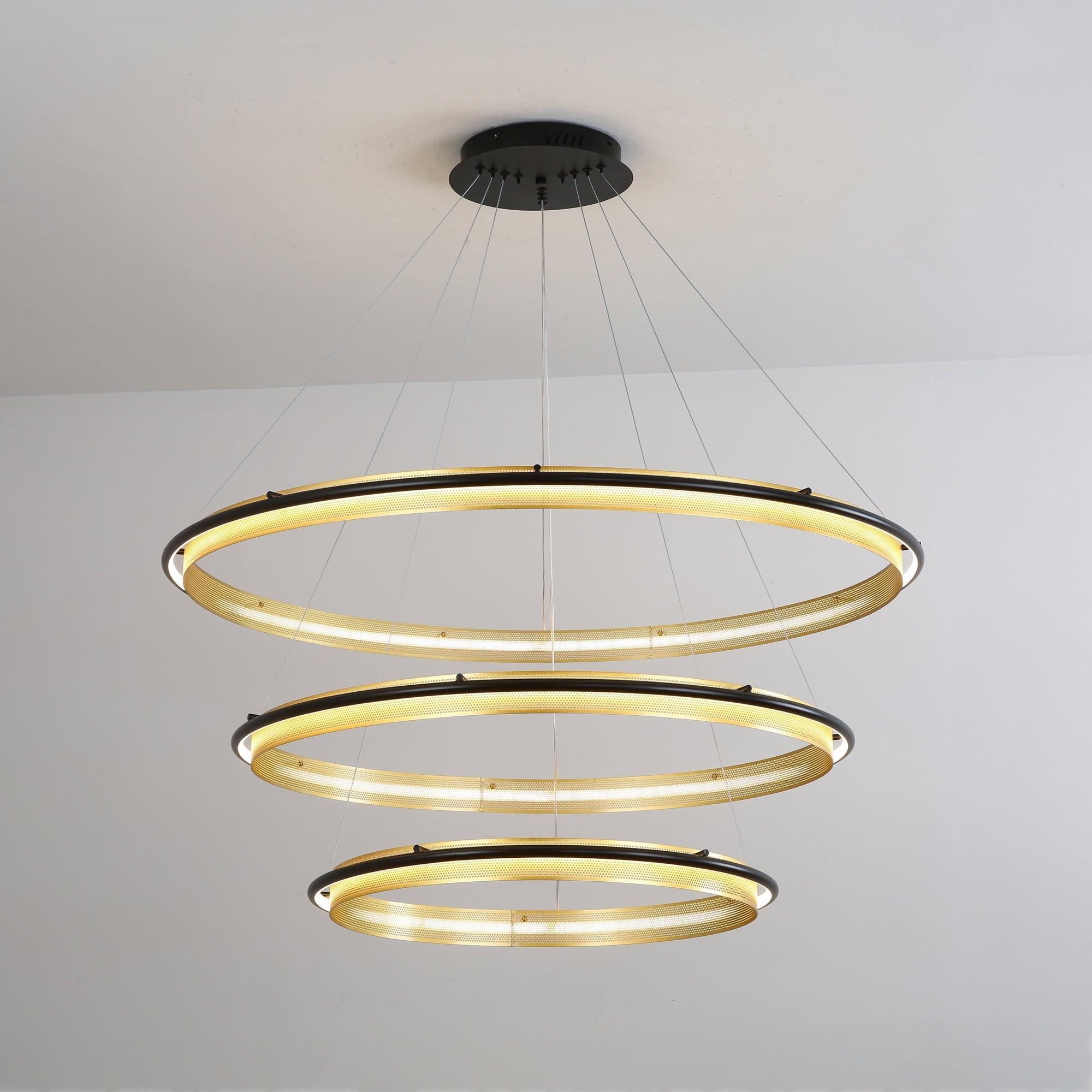 Acylin Chandelier