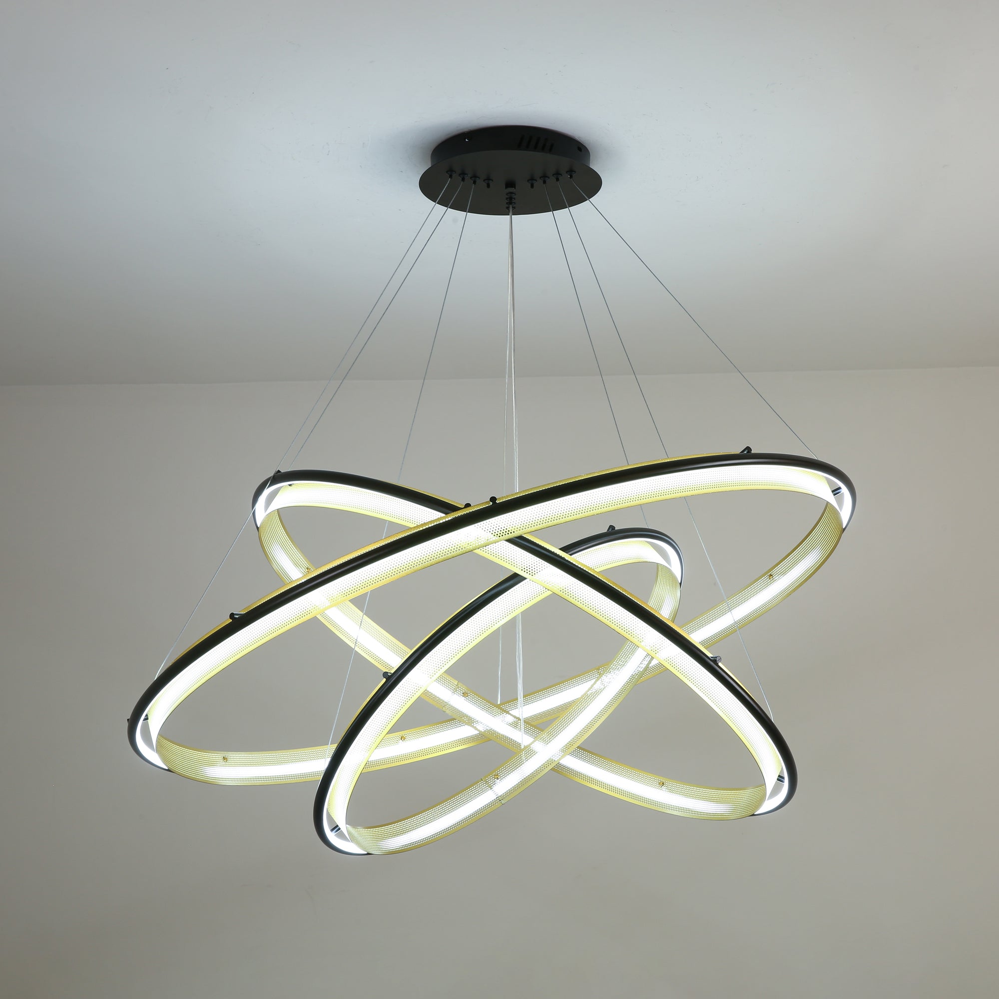 Acylin Chandelier
