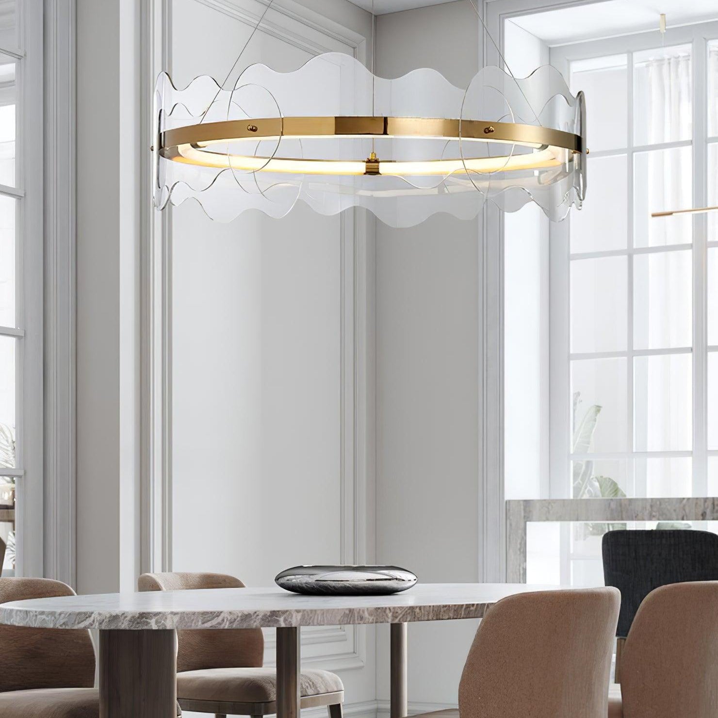 Acrylon Waved Pendant Lamp