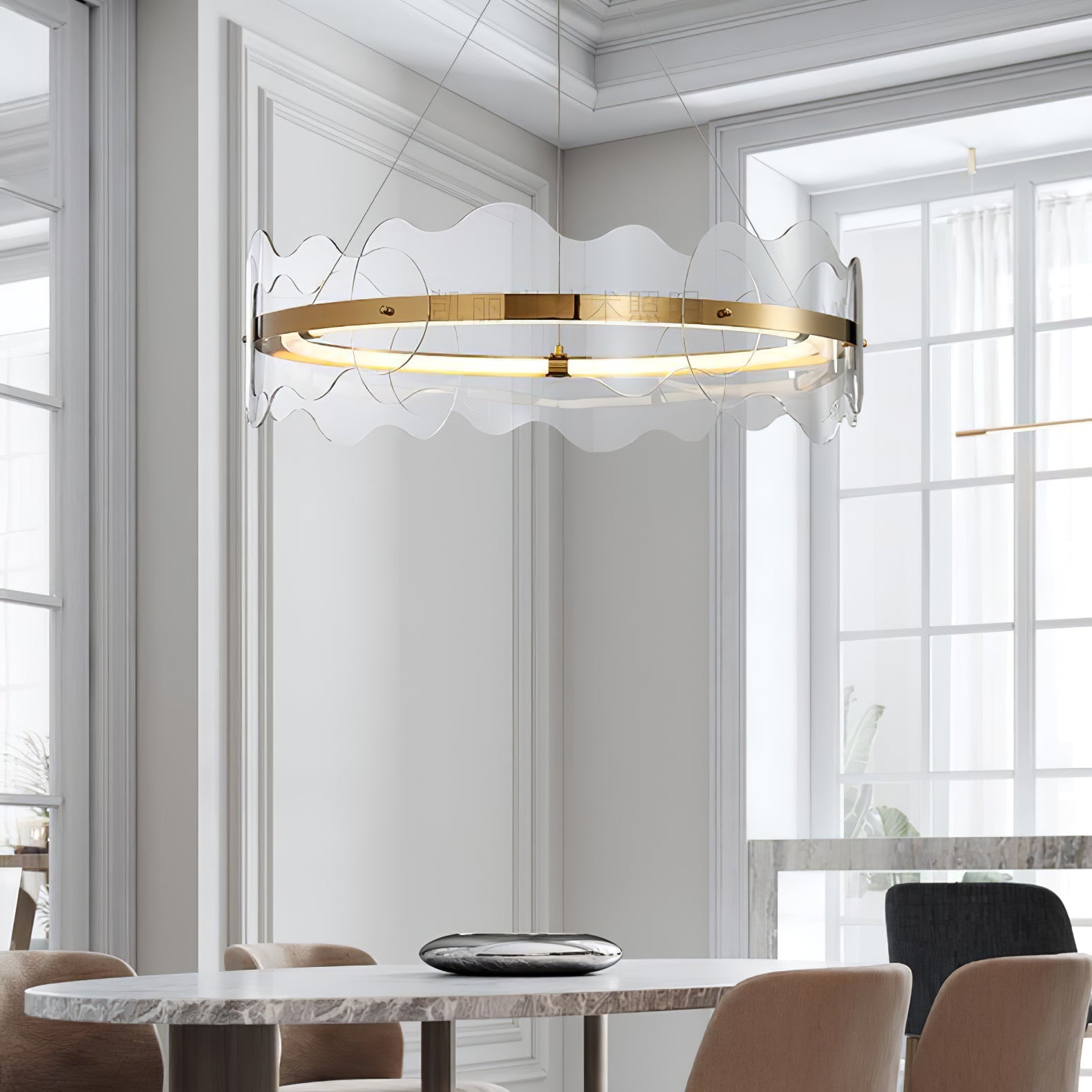 Acrylon Waved Pendant Lamp