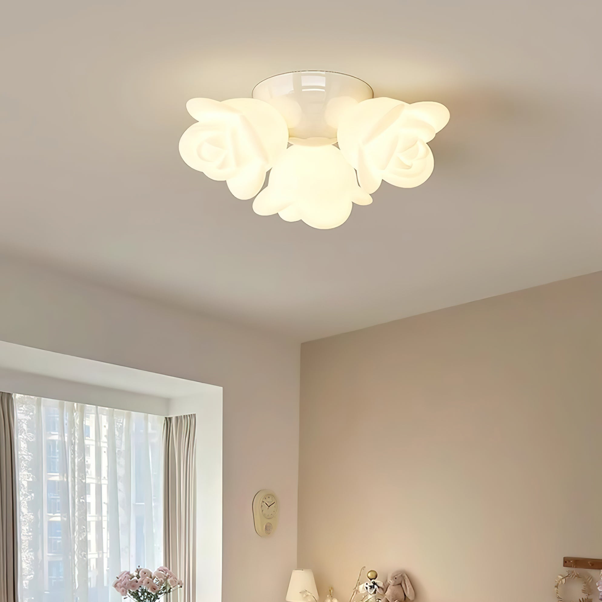 Alysa Flower Ceiling Lamp