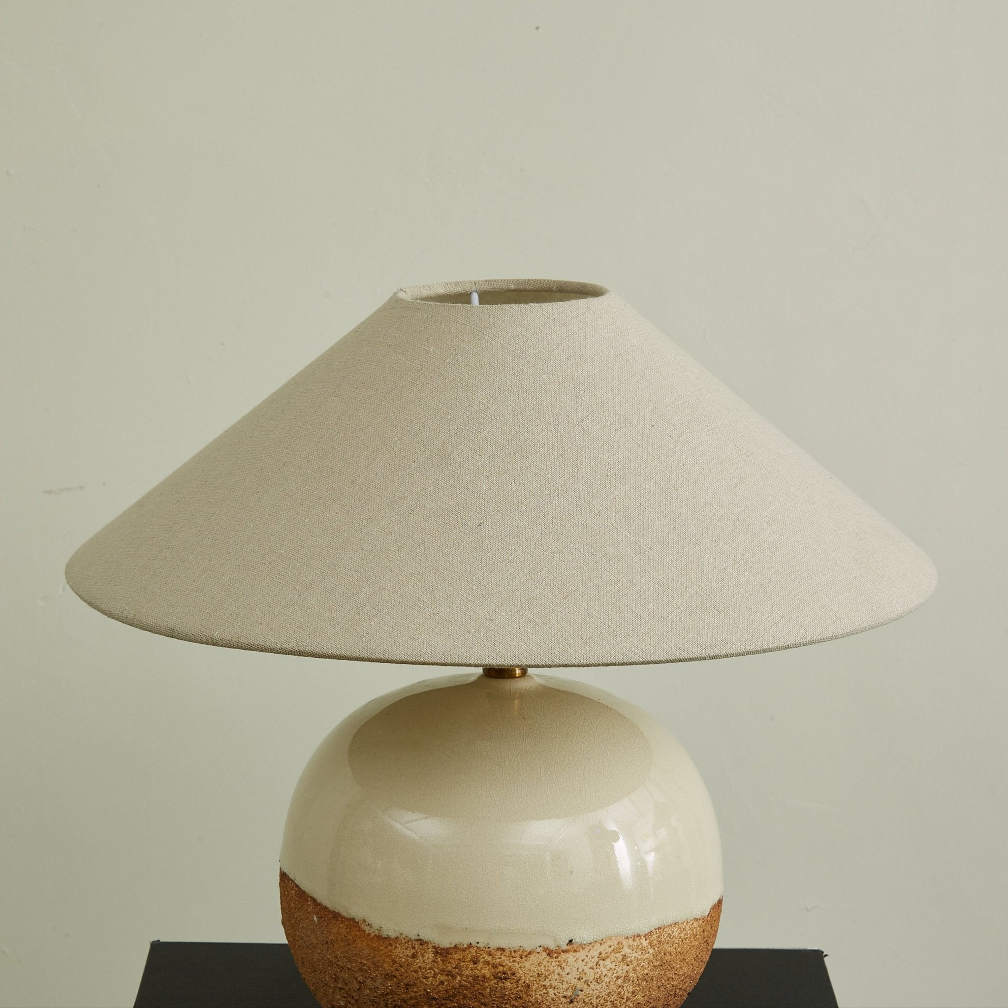 Abas Table Lamp