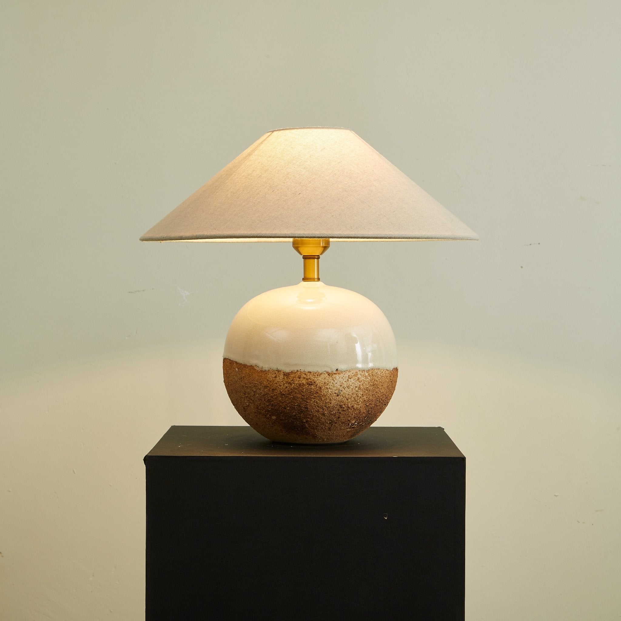 Abas Table Lamp