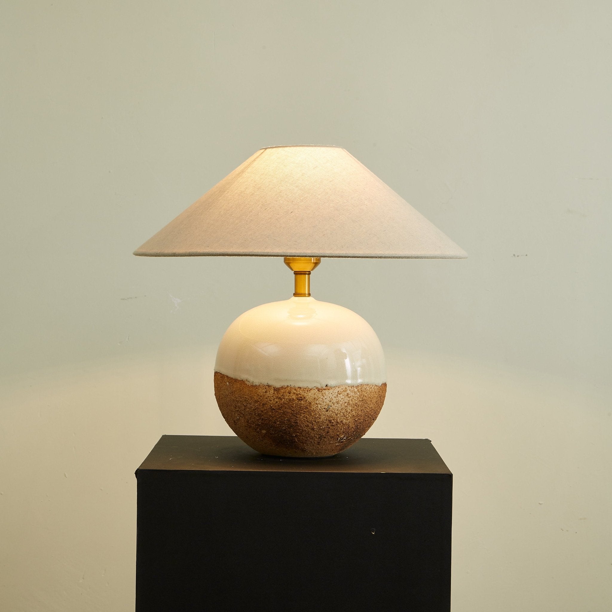 Abas Table Lamp