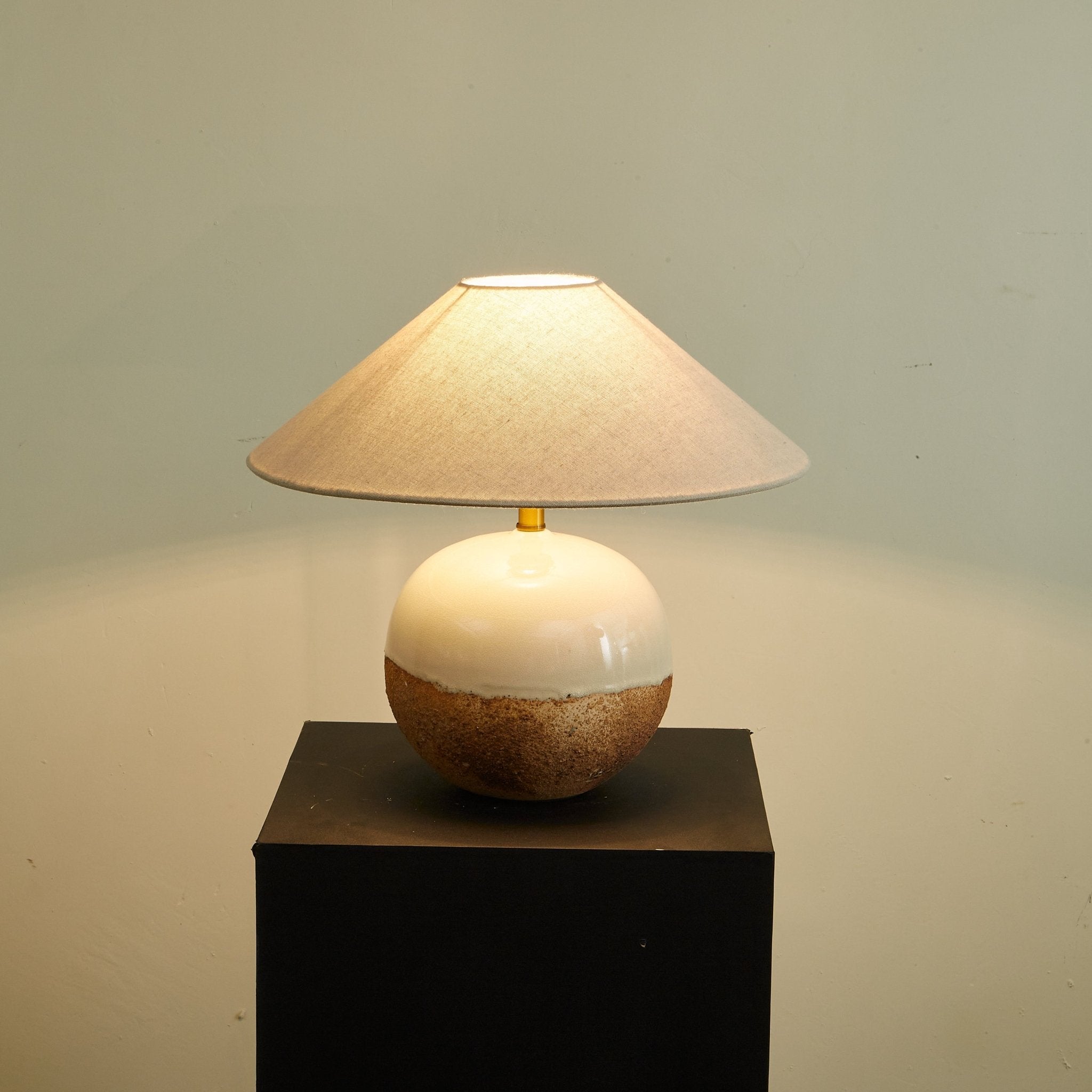 Abas Table Lamp