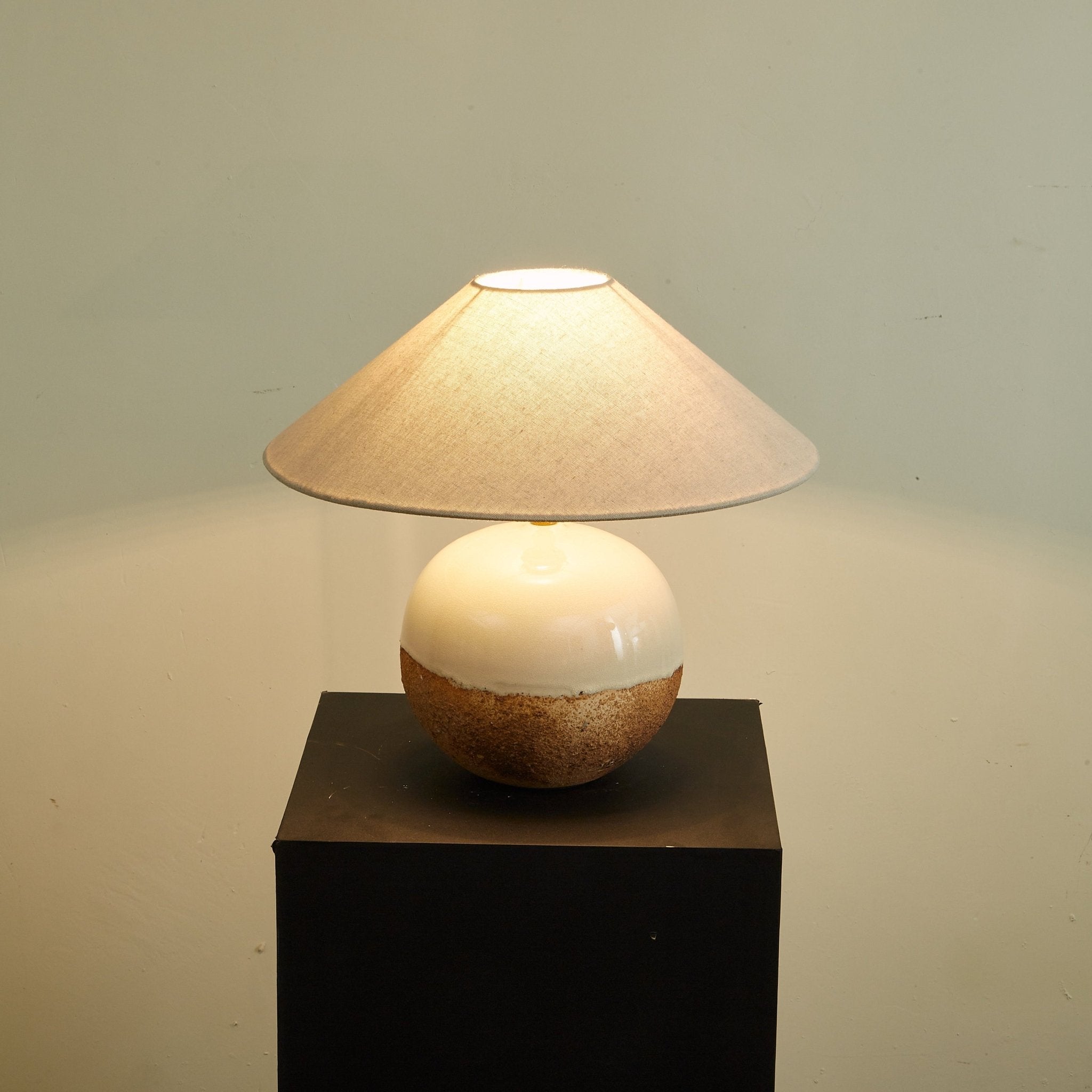 Abas Table Lamp