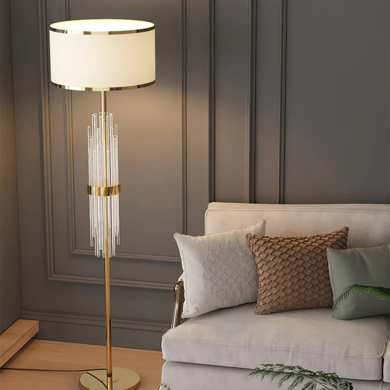 Alesivo Floor Lamp