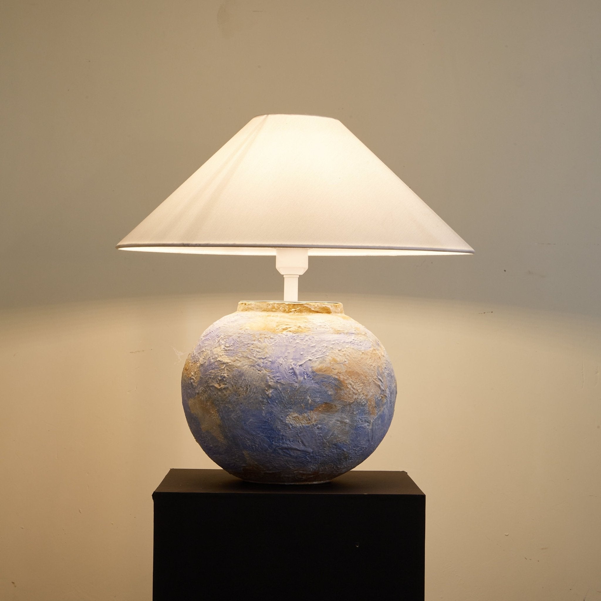 Acellore Table Lamp