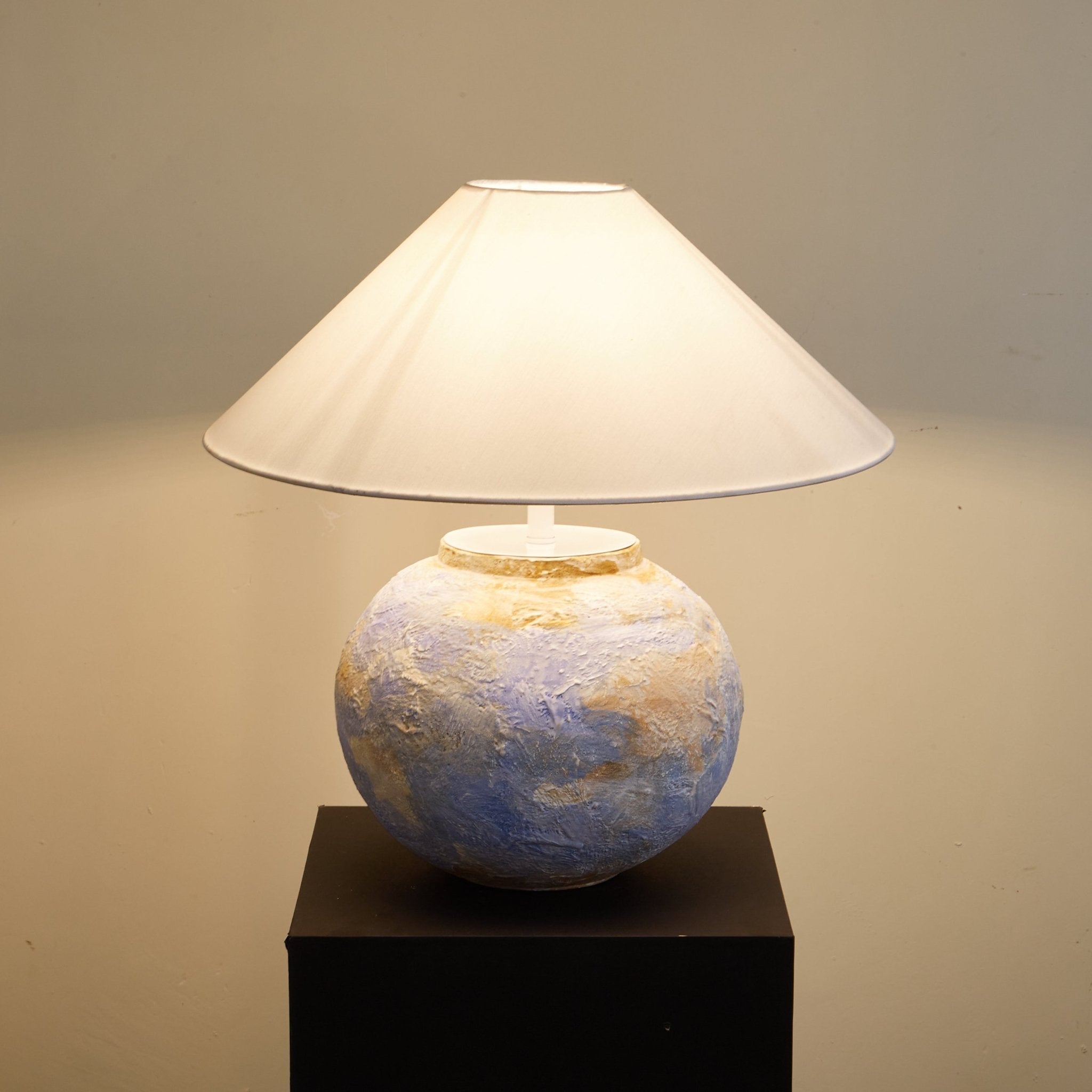 Acellore Table Lamp