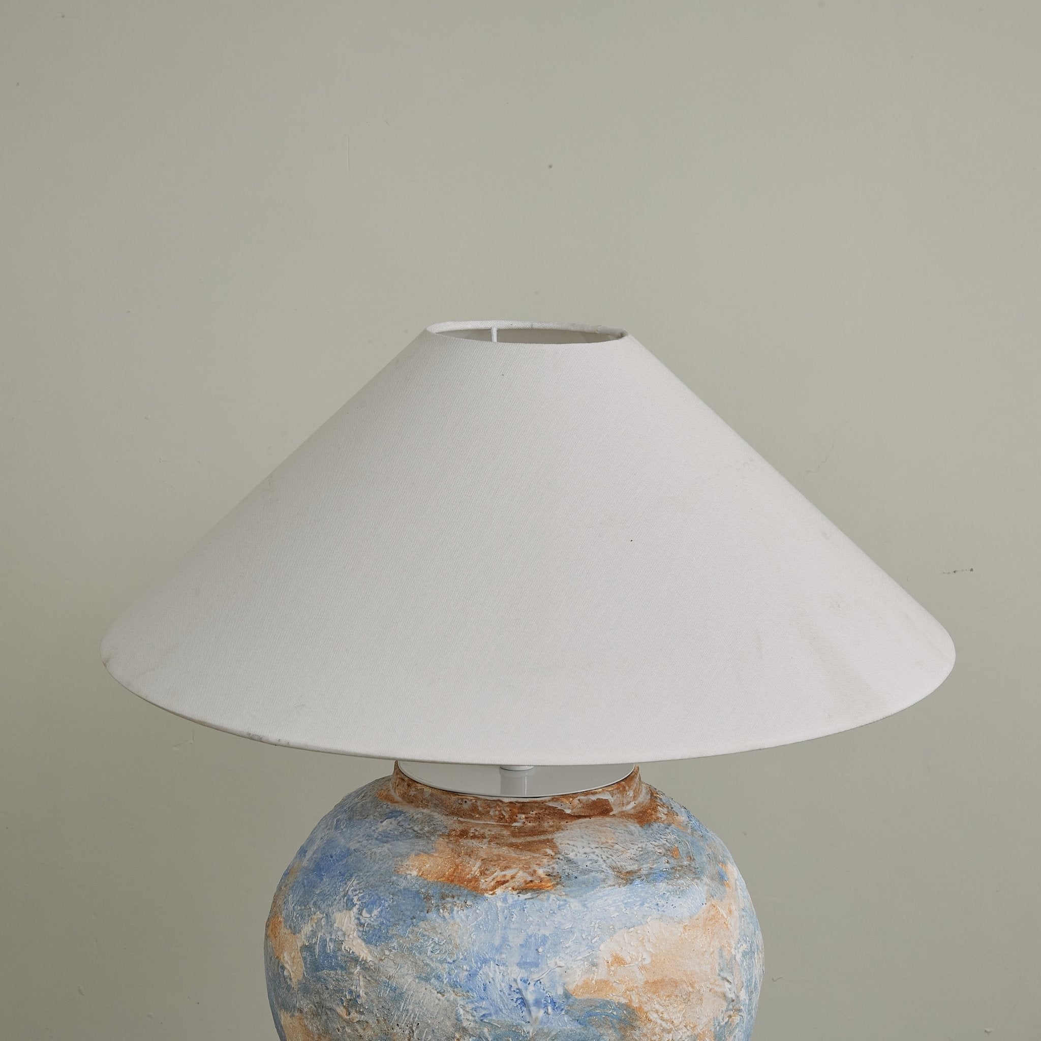 Acellore Table Lamp