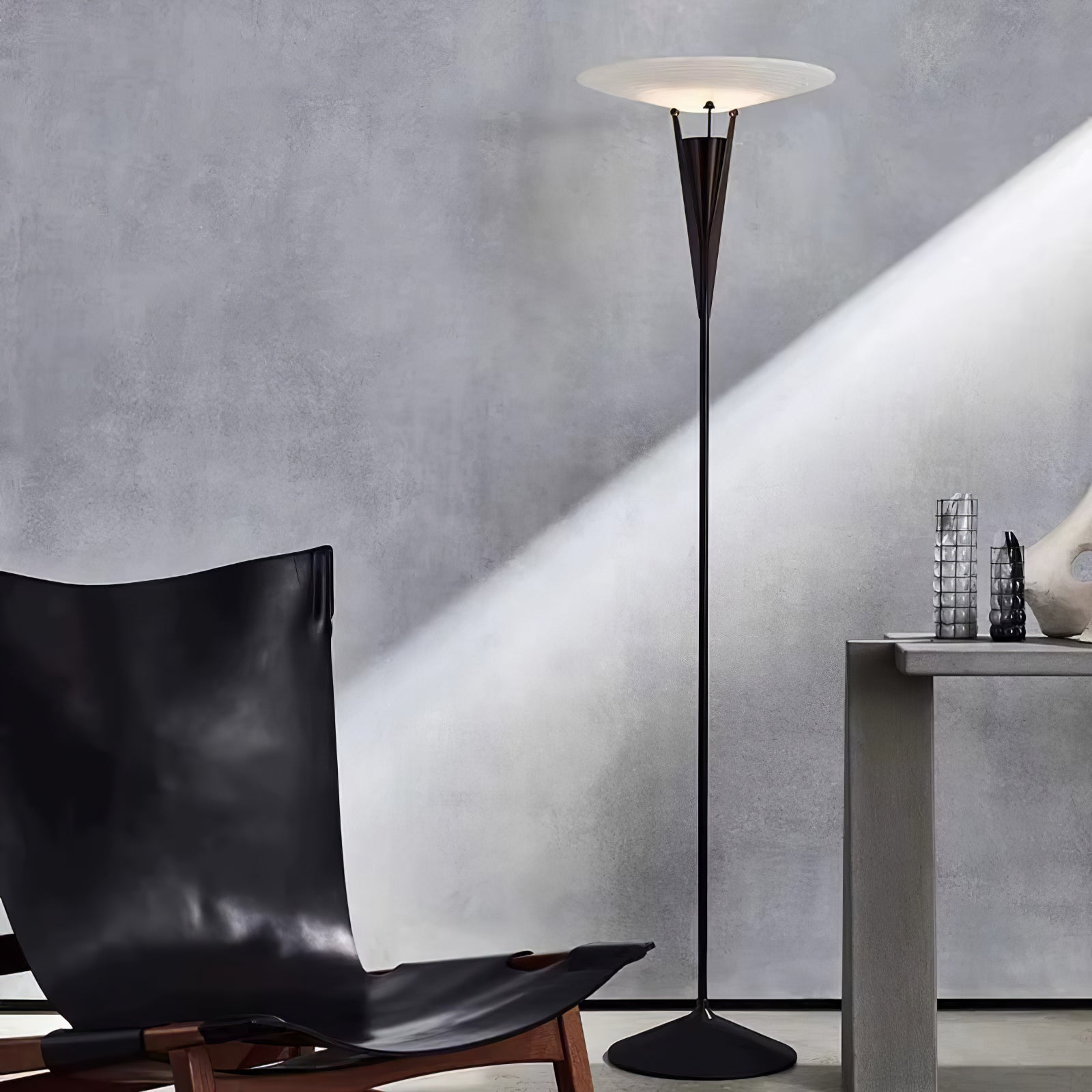 Agaron Floor Lamp