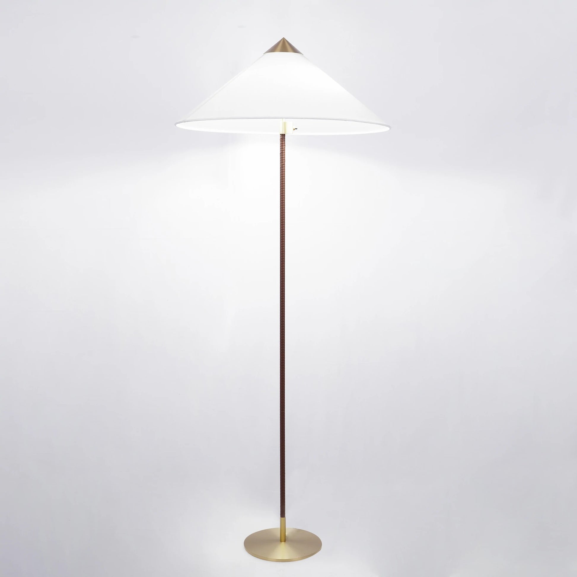 Amora Floor Lamp