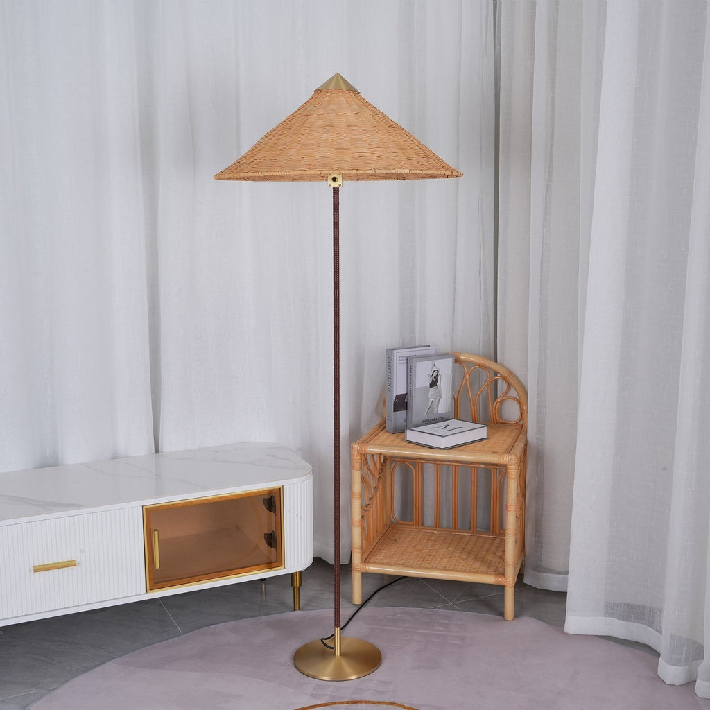 Amora Floor Lamp